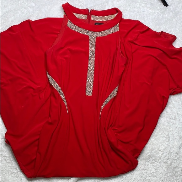 Xscape Dresses & Skirts - BEAUTIFUL RED PROM DRESS